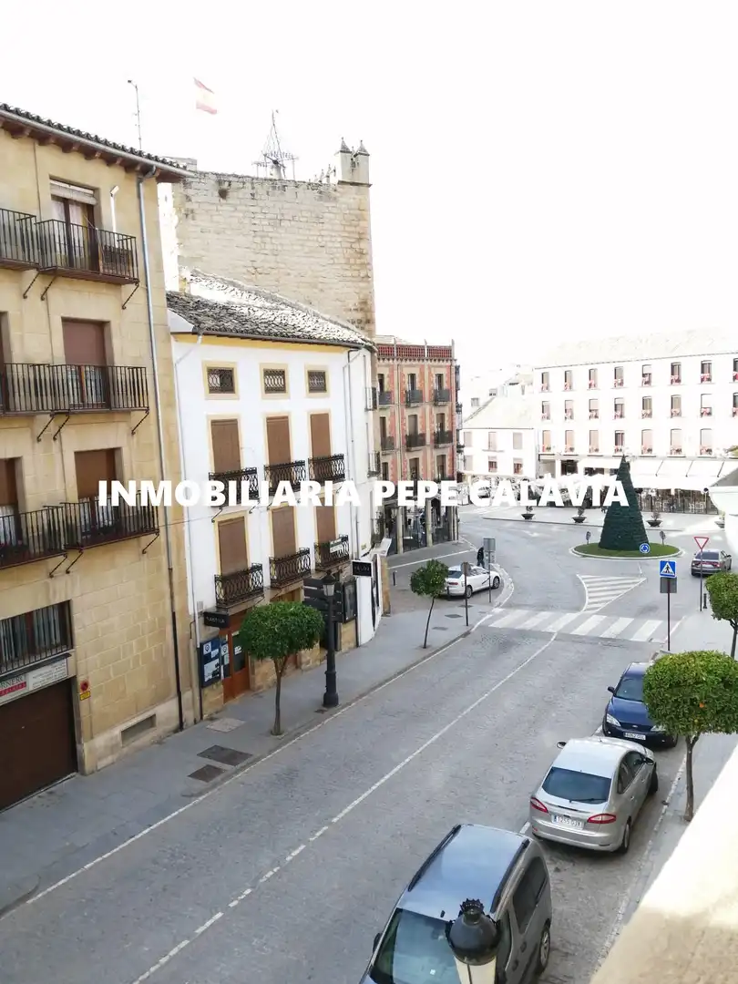 Appartamento con terrazza in vendita a Baeza