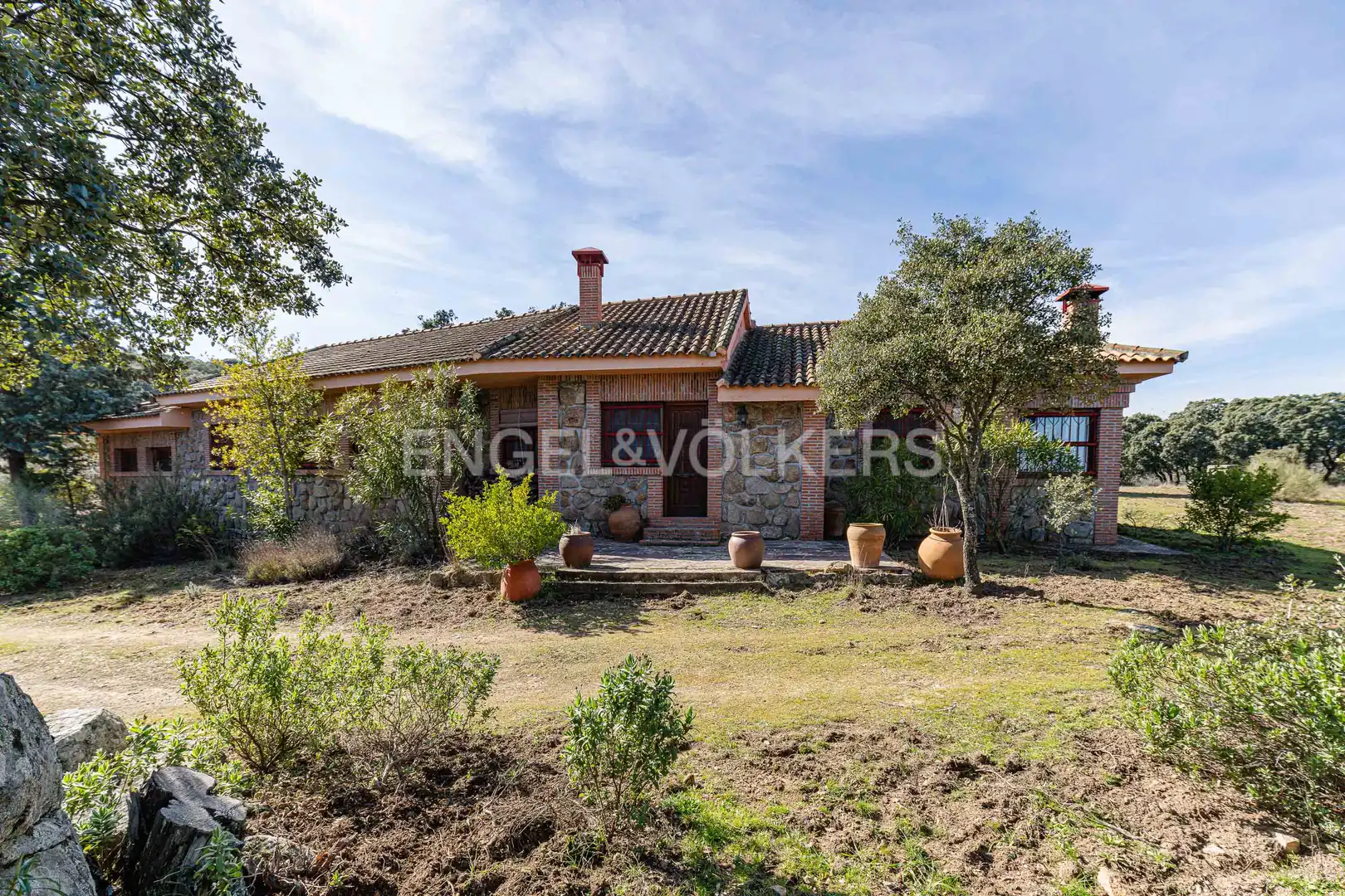Exterior view of Country homes for sale in Valdemorillo  with Heating, Private garden and Terrace