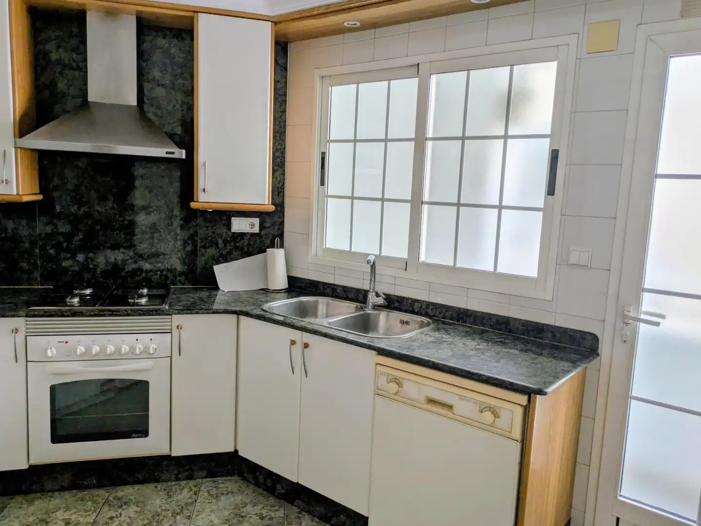 Flat with terrace for sale in Extramurs, imagen 12