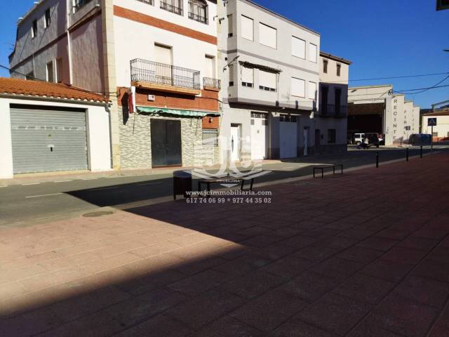 Local comercial en Alquiler en GENERALITAT, 9 en Tivenys