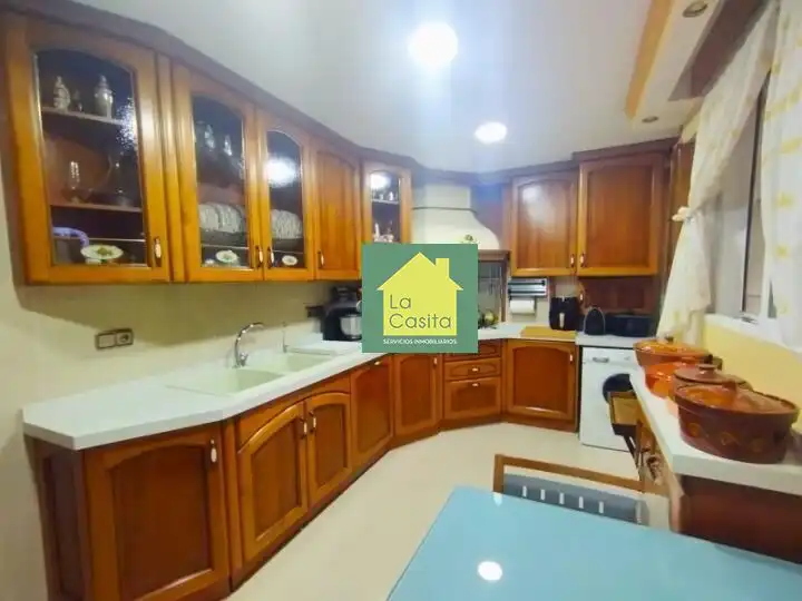 Cocina de Piso en venta en Albacete con Jardín privado, Terraza y Trastero