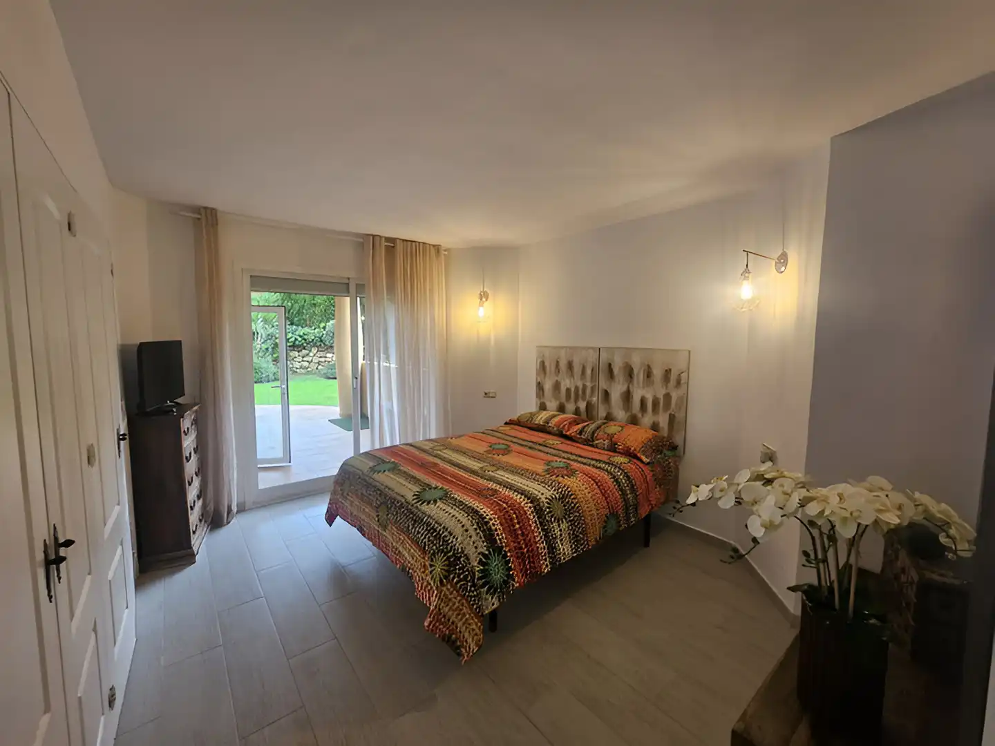 Apartamento con piscina en venta en Calahonda, imagen 22