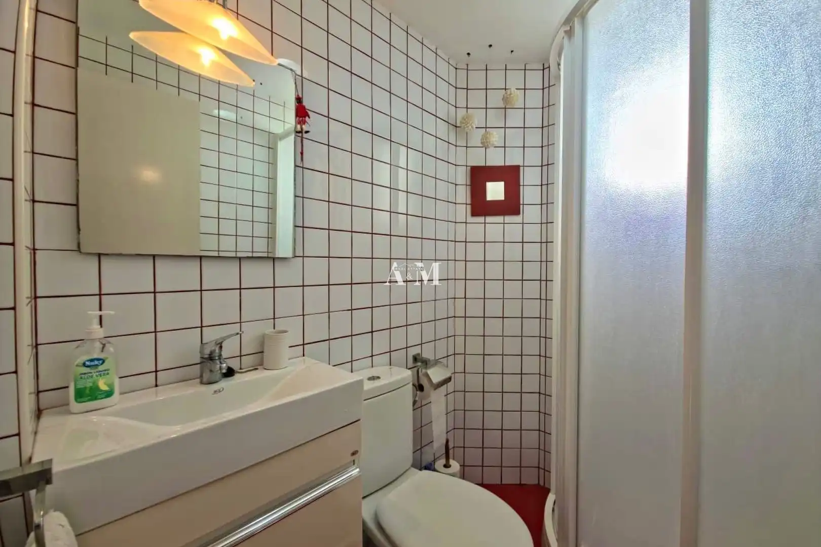Baño de Piso de alquiler en Torrevieja con Aire acondicionado, Calefacción y Terraza