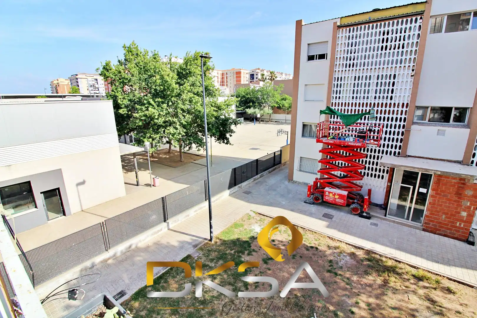 Exterior view of Flat for rent in Castellón de la Plana / Castelló de la Plana  with Heating, Parquet flooring and Furnished