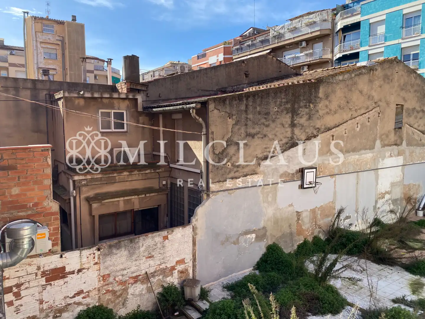 Vista exterior de Residencial en venta en La Llagosta