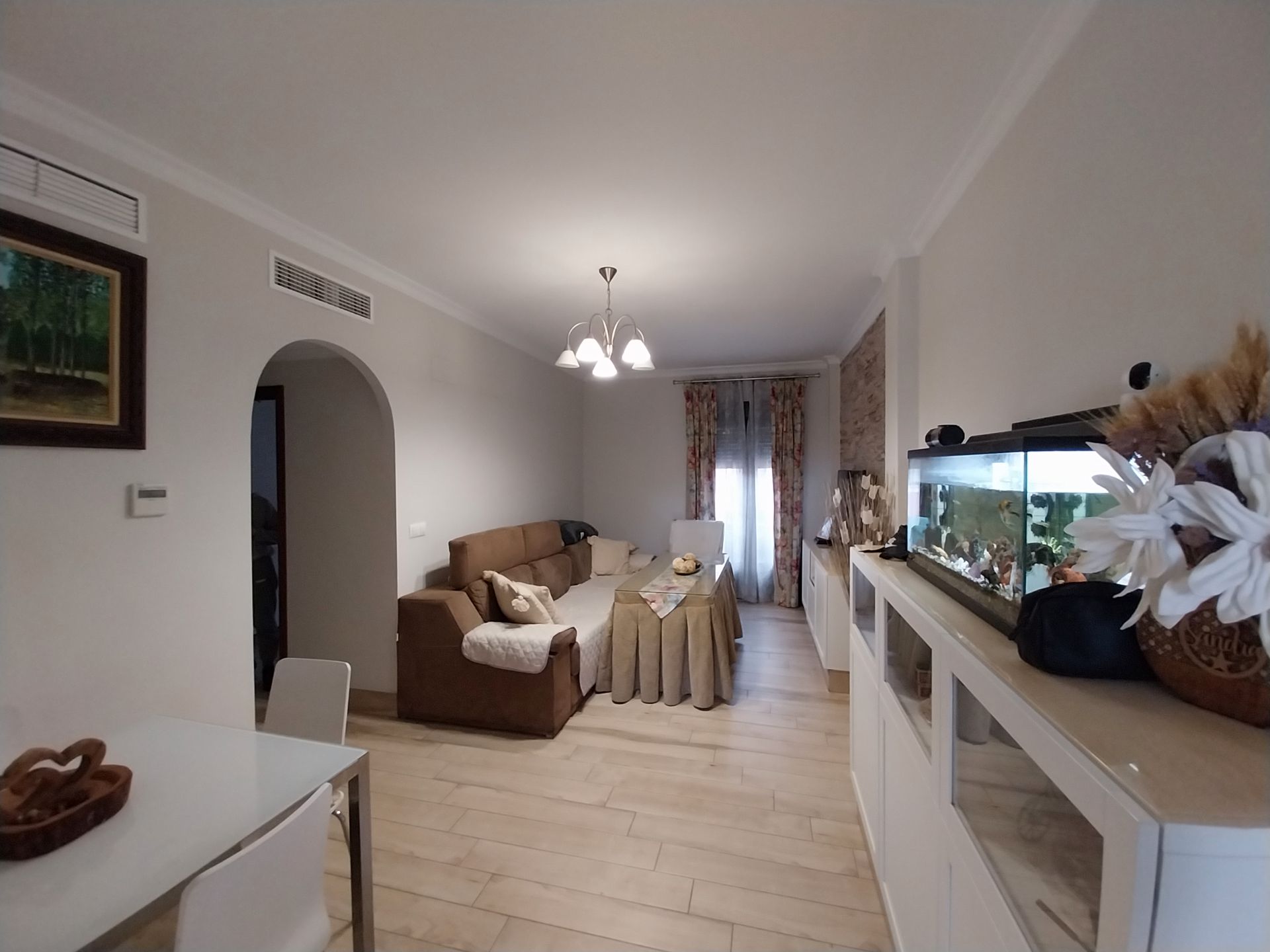 Sala d'estar de Pis en venda en Marchena amb Aire condicionat, Moblat i Balcó