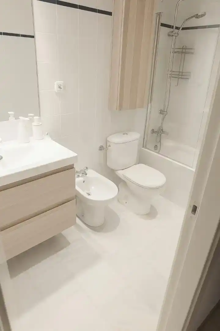 Bathroom of Flat for sale in Marbella Centro