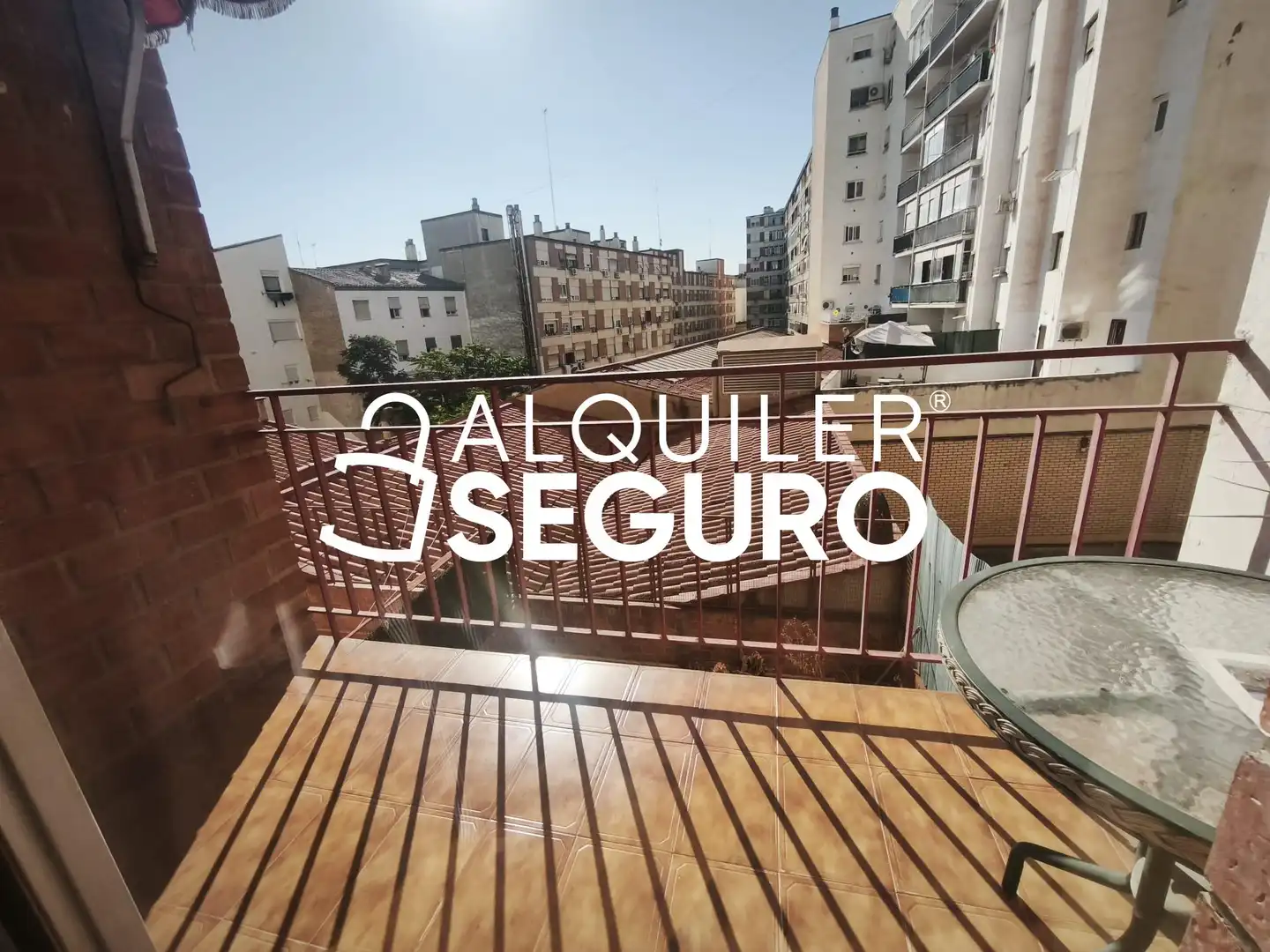 Exterior view of Flat for rent in Zaragoza  with Heating, Terrace and Furnished