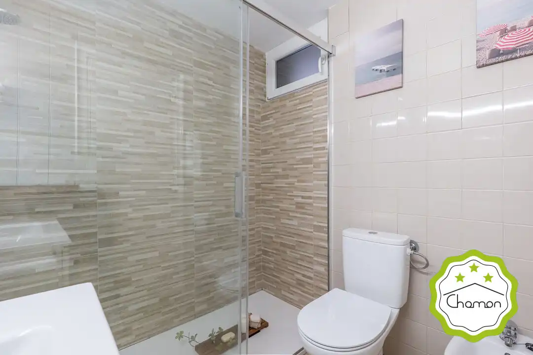Baño de Piso en venta en Bilbao  con Calefacción, Jardín privado y Terraza