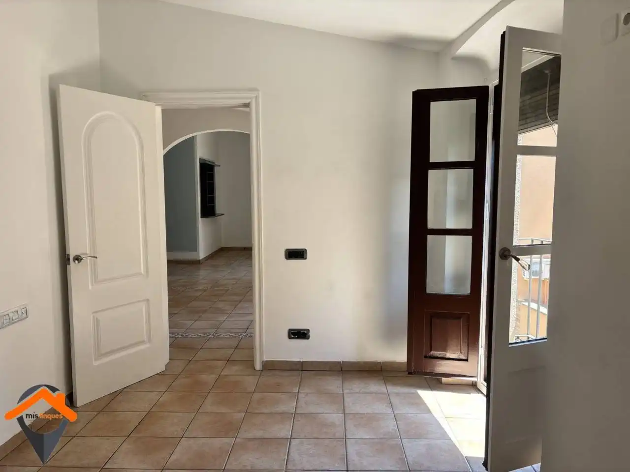 Piso en venta en Sabadell con Balcón