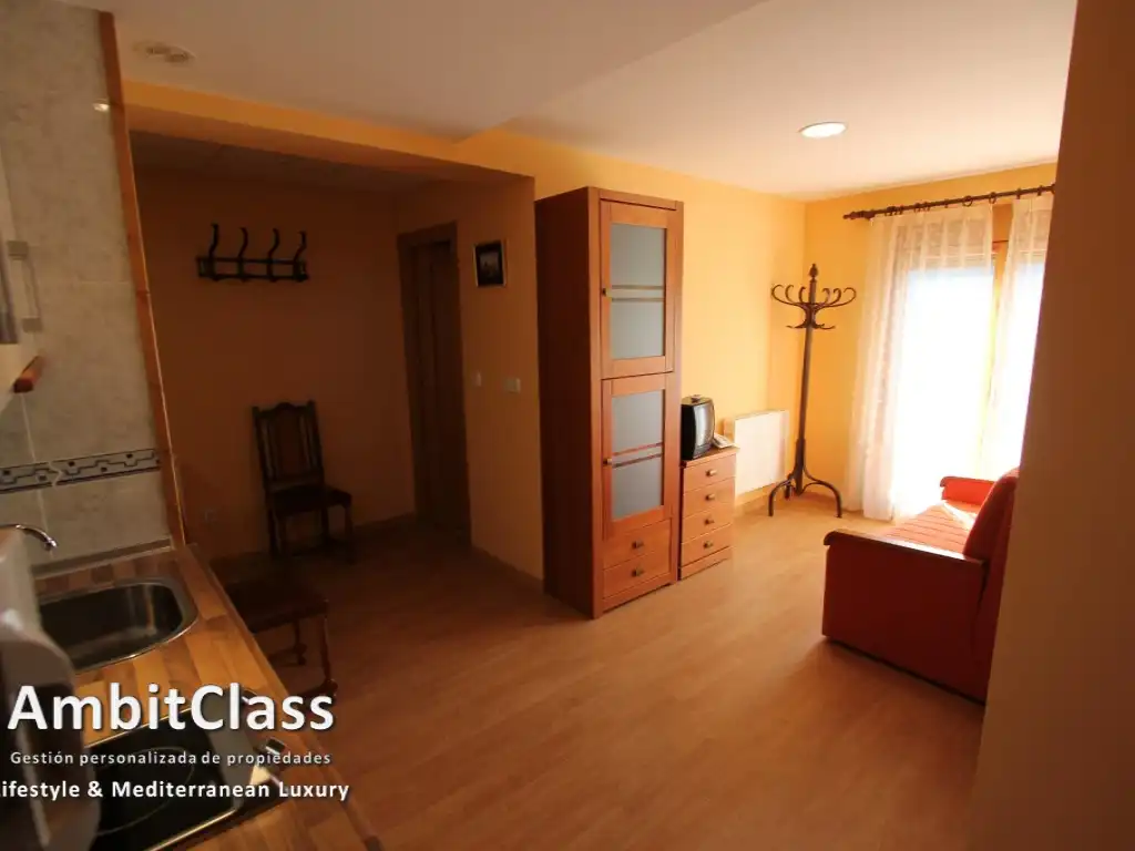 Edificio en venta en Puente la Reina de Jaca