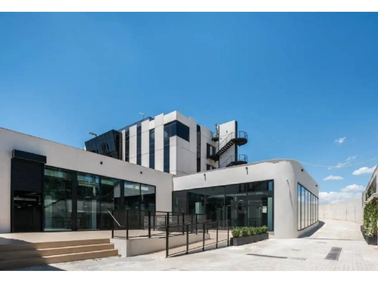 Außenansicht von Büro zur Miete in Pozuelo de Alarcón mit Klimaanlage und Alarm
