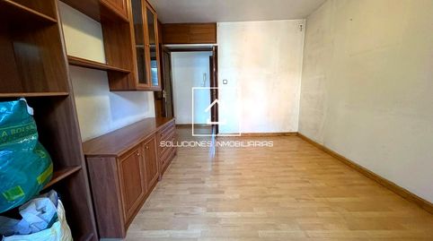 Foto 3 de Piso en venta en Calle de la Colonia Erillas, San Diego, Madrid Capital