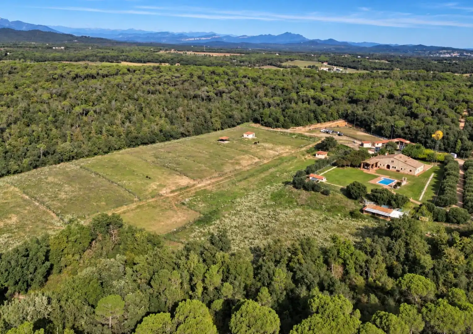 Finca rústica en venda en Vilobí d'Onyar amb Jardí privat, Terrassa i Piscina