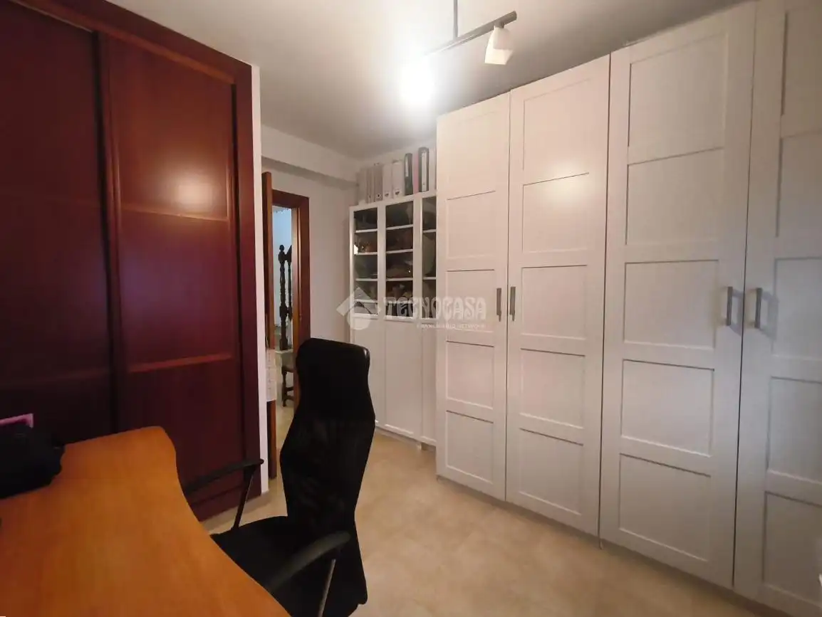 Casa aparellada en venda a Casabermeja, imagen 4