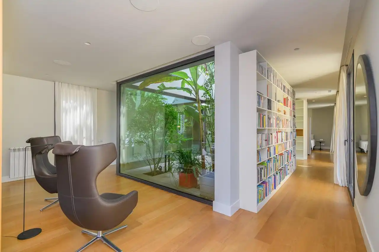 Wohnzimmer von Dachboden zum Verkauf in Barcelona mit Klimaanlage, Heizung und Terrasse