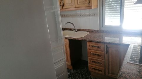 Foto 4 de Piso en venta en Peñamefecit - Avda Barcelona, Jaén Capital