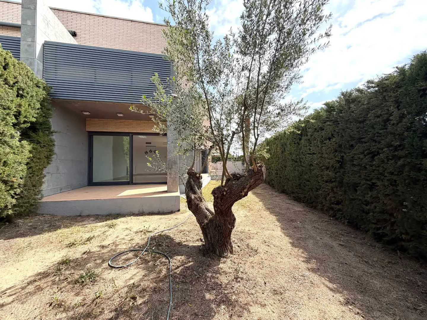 Terrassa de Casa adosada en venda en Cambrils amb Aire condicionat, Calefacció i Jardí privat