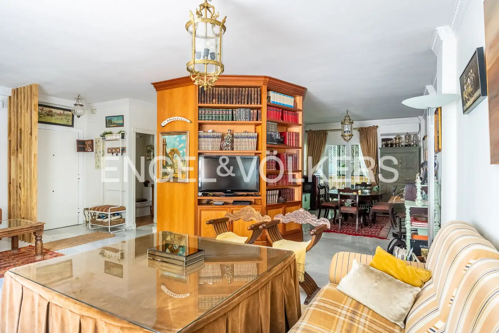 Dining room of Houses for sale in Sevilla  with Air Conditioner, Heating and Private garden