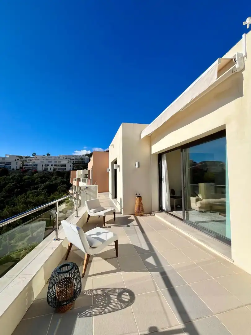 Àtic amb piscina en venda a Urbanizacion los Altos de los Monteros 11, imagen 7