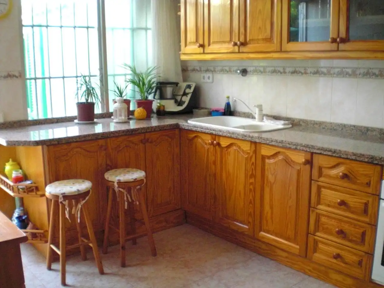 Cuina de Casa o xalet de lloguer en Alicante / Alacant amb Aire condicionat, Terrassa i Piscina