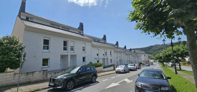 Casa-chalet en Venta en Avenida Galicia, 36 en Cervo