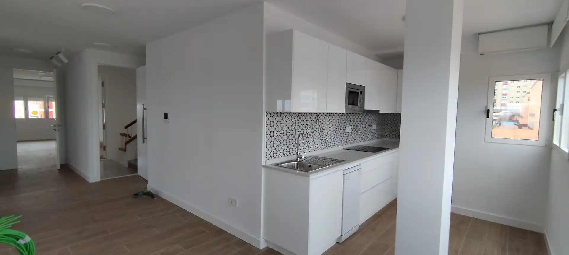 Küche von Büro zur Miete in Las Palmas de Gran Canaria mit Klimaanlage, Terrasse und Balkon