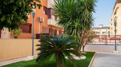 Foto 3 de Casa adosada en venta en America, Avenida de Abril - 9 de Octubre, Sagunto / Sagunt