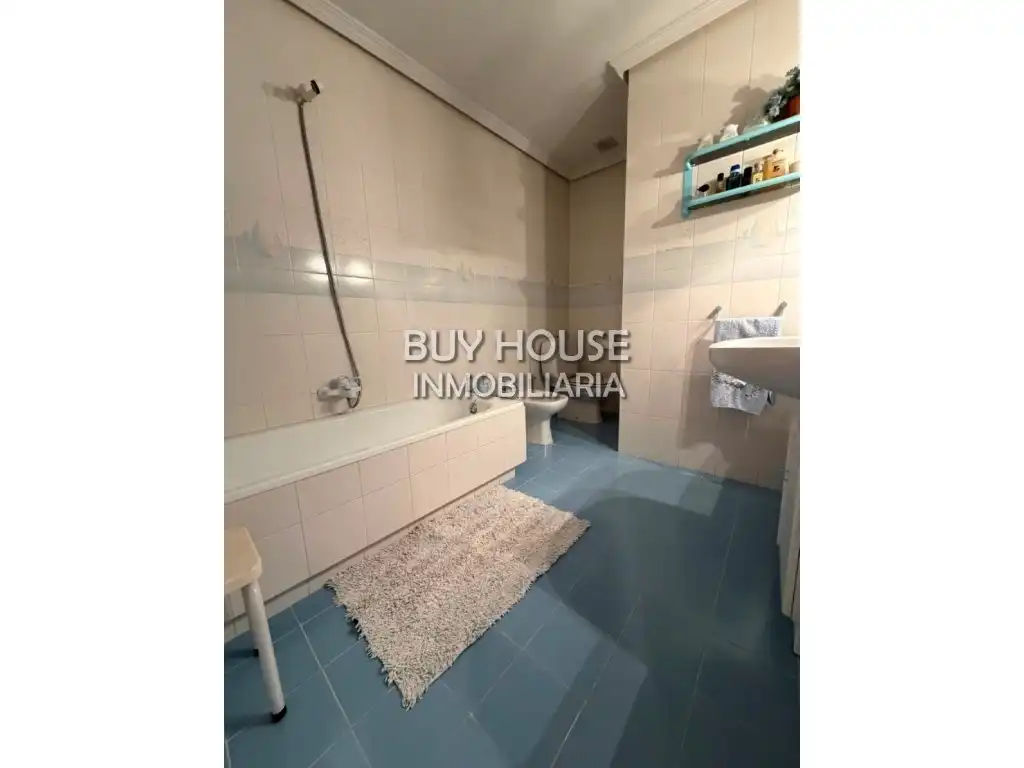 Bathroom of Flat for sale in Alameda de la Sagra