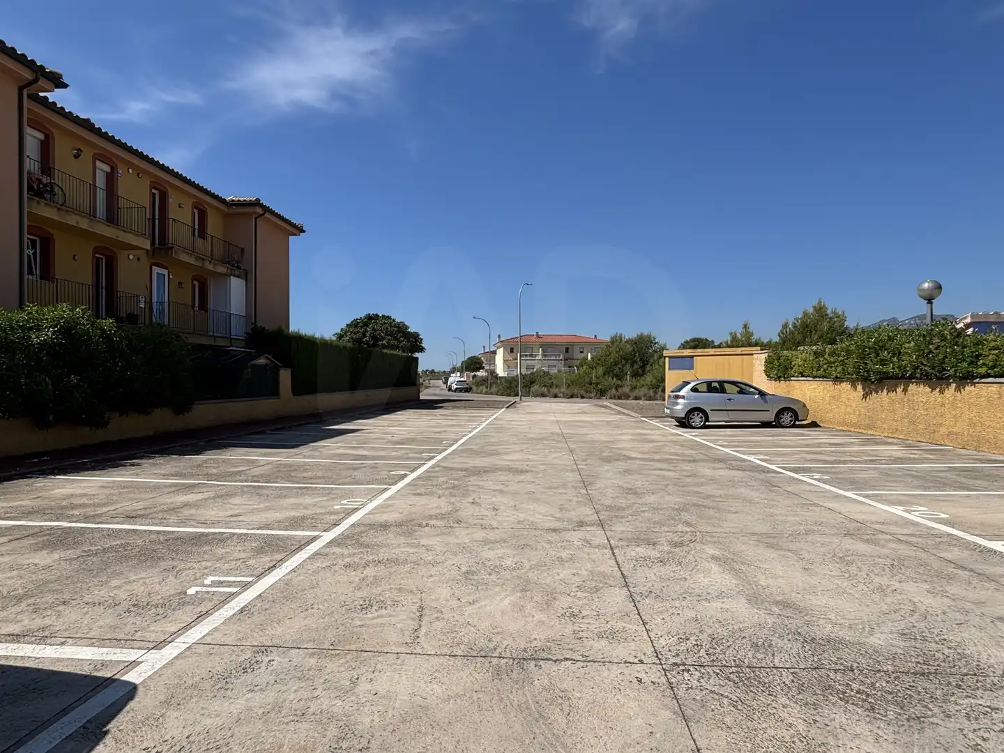 Aparcament de Pis en venda en Mont-roig del Camp amb Aire condicionat