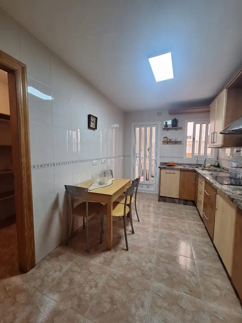Wohnung mit Terrasse zum Verkauf in Santa María del Águila, imagen 3