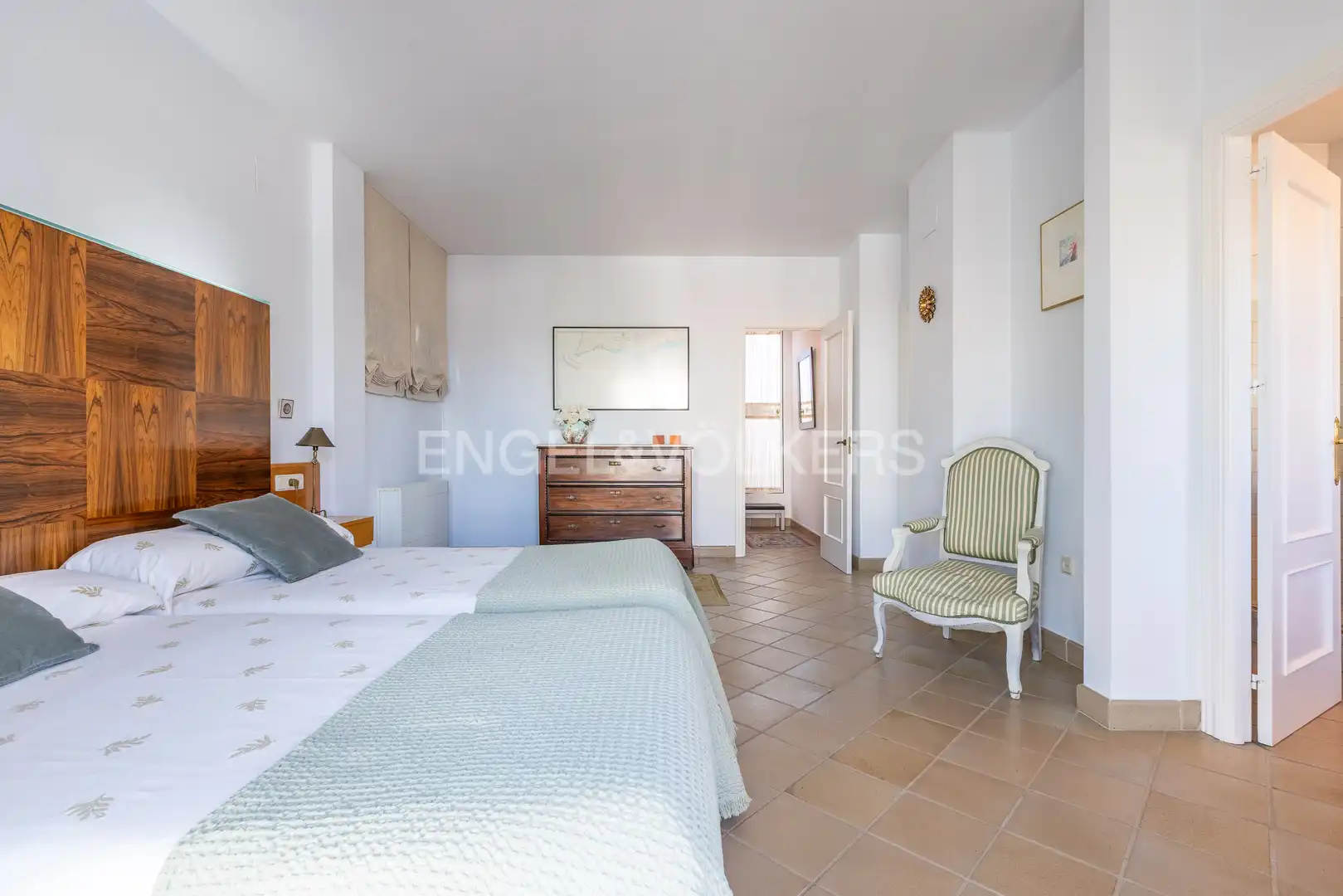 Houses for sale in Isla Canela