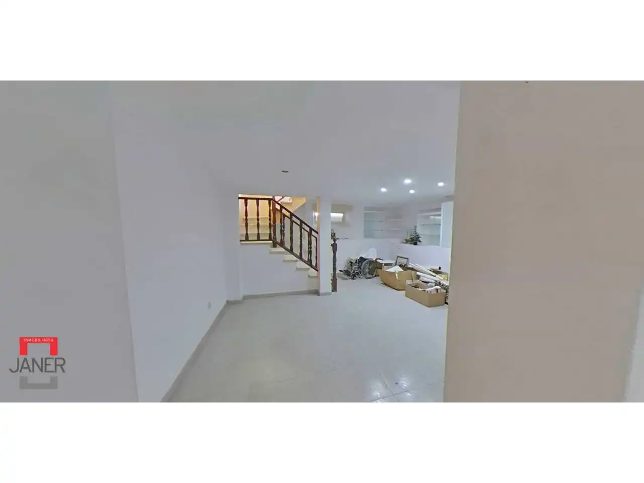Casa o xalet en venda en Tomares amb Aire condicionat, Jardí privat i Terrassa