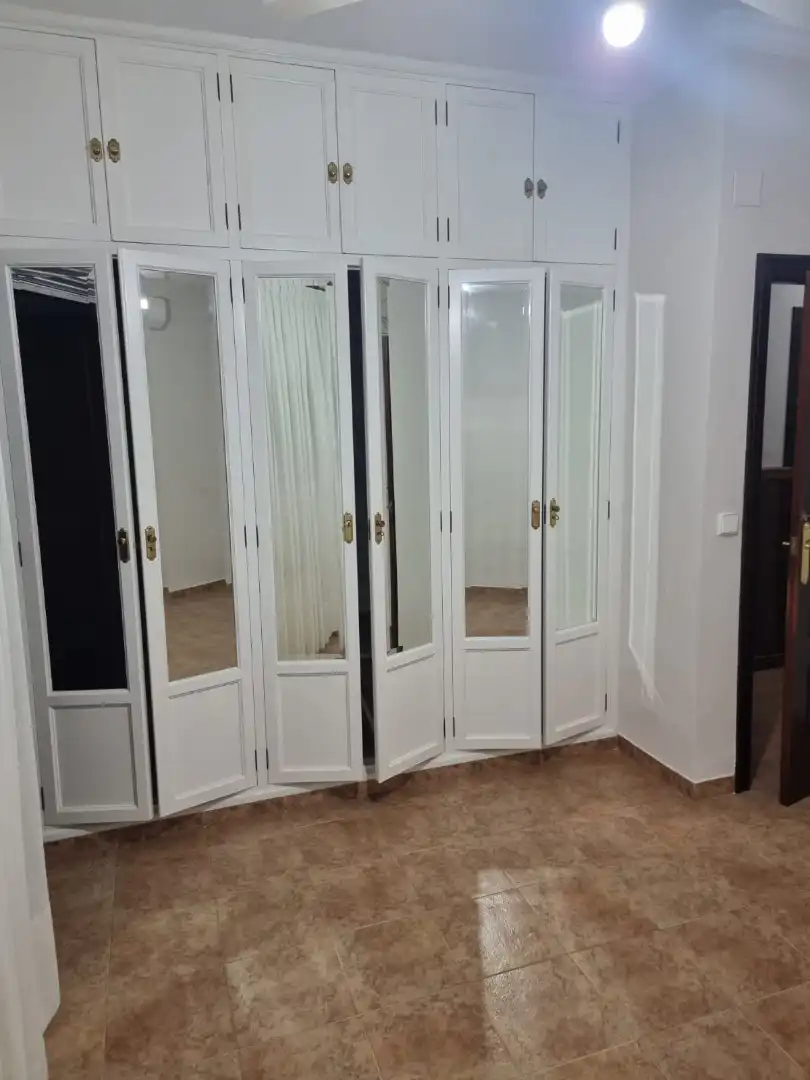Dormitori de Casa o xalet en venda en Écija amb Aire condicionat, Calefacció i Jardí privat