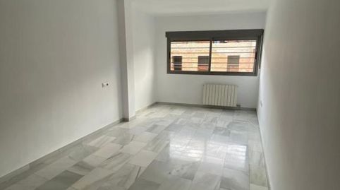 Foto 4 de Apartament de lloguer a Calle de Lérida, Poniente, Armilla