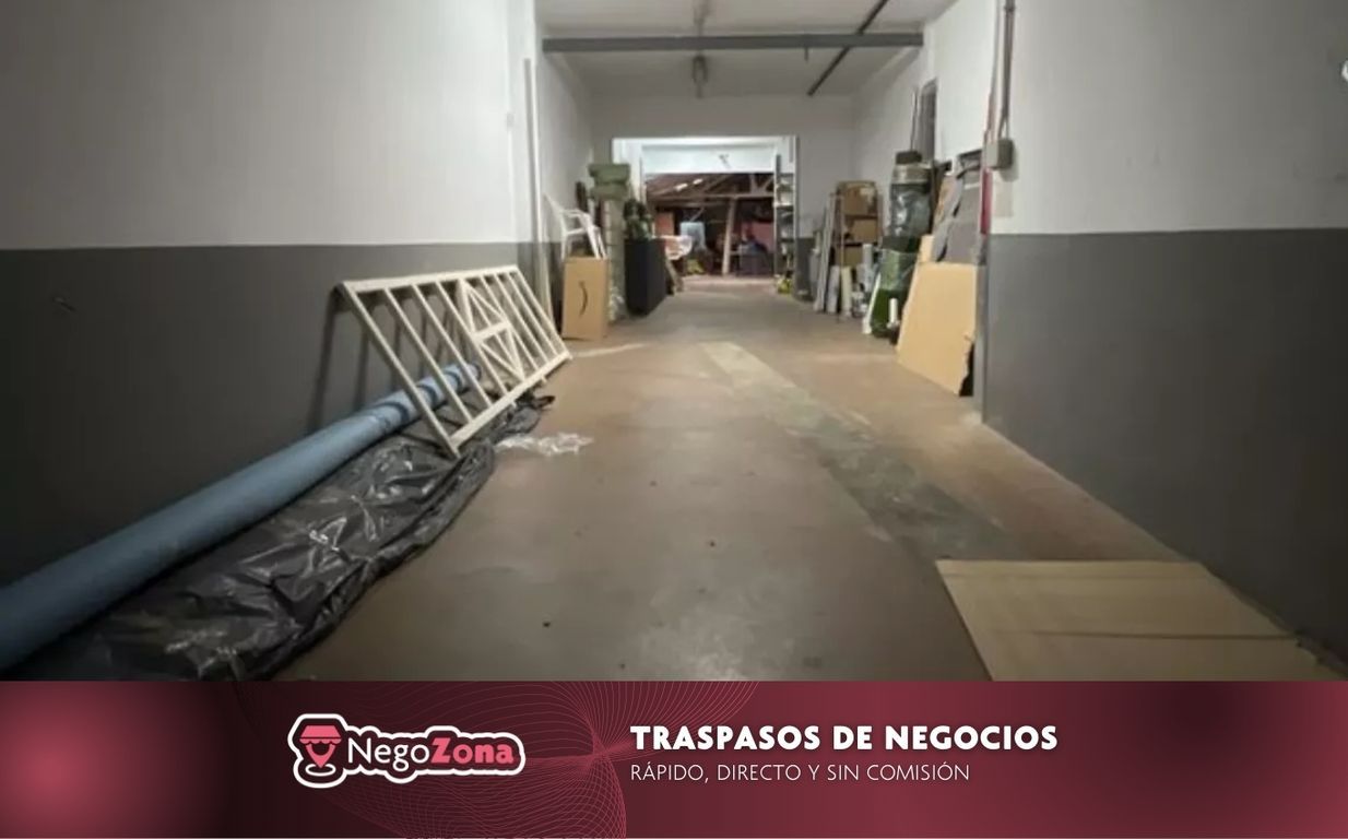 Local en traspaso en Viladecans con Amueblado