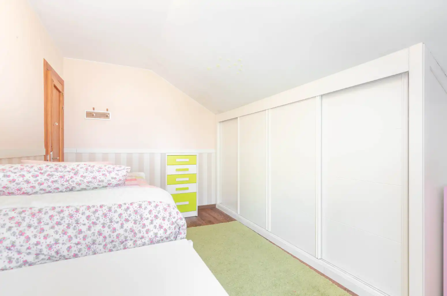 Bedroom of Flat for sale in Tineo  with Heating, Parquet flooring and Furnished