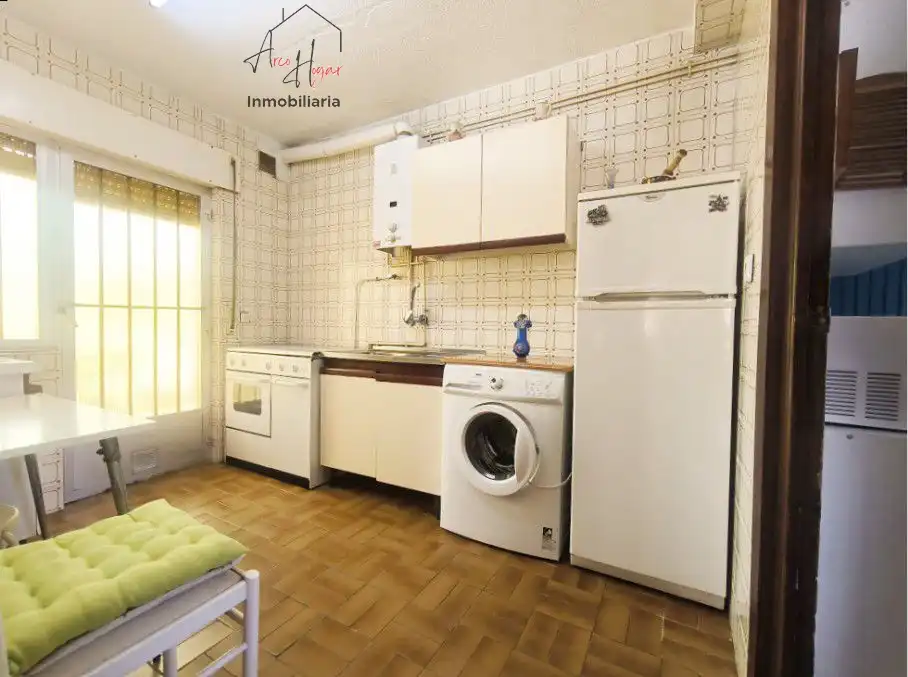 Cocina de Casa o chalet en venta en Calvarrasa de Abajo con Calefacción, Terraza y Trastero