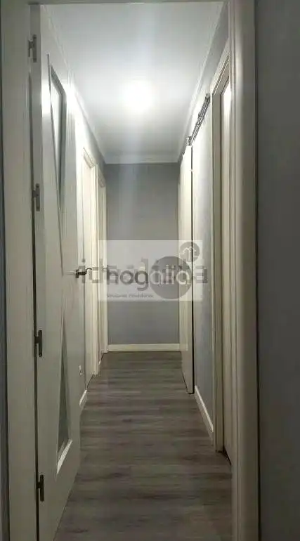 Flat for rent in Sevilla  with Air Conditioner, Furnished and Community pool
