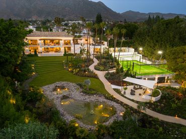 Casa amb piscina en venda a Milla de Oro