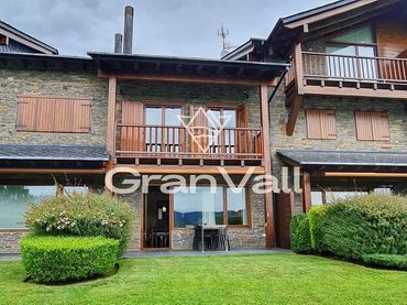 Adosado con balcón en venta en Guils de Cerdanya