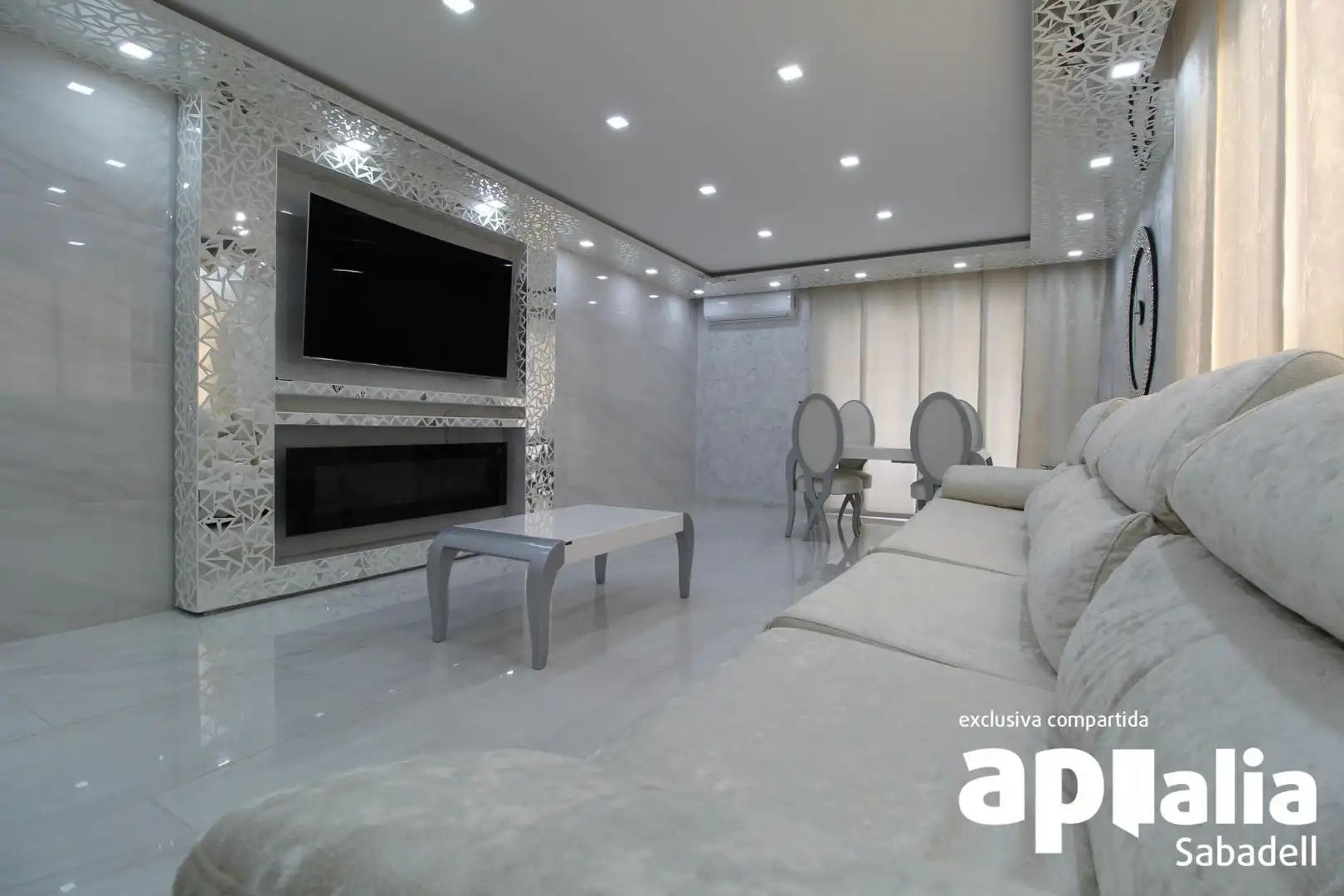 Detached house with terrace for sale in Carrer PIRINEUS, imagen 16