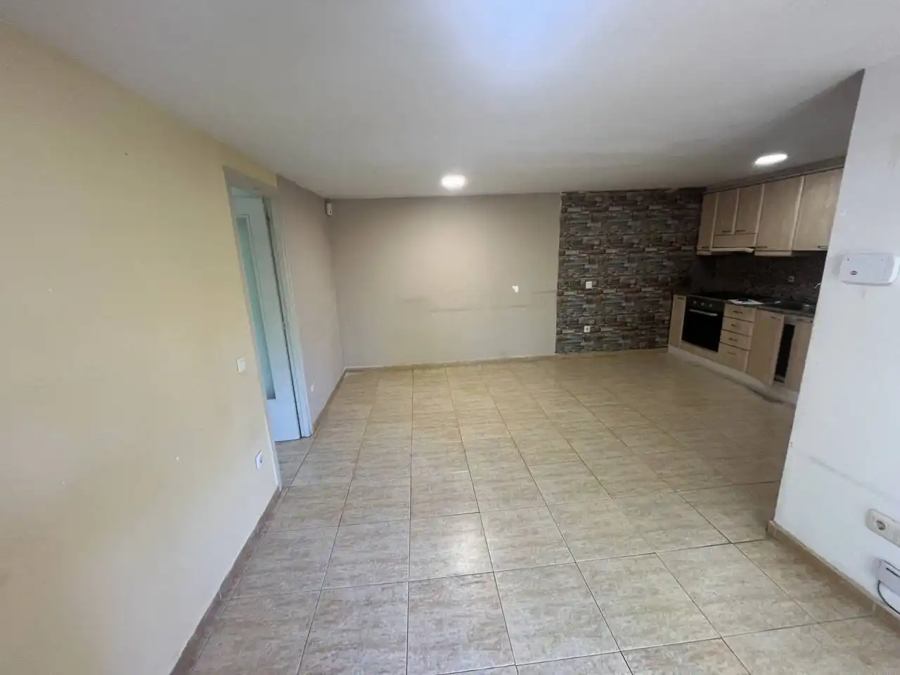 Flat with terrace for sale in Paseo Mossèn Jacint Verdaguer, imagen 2
