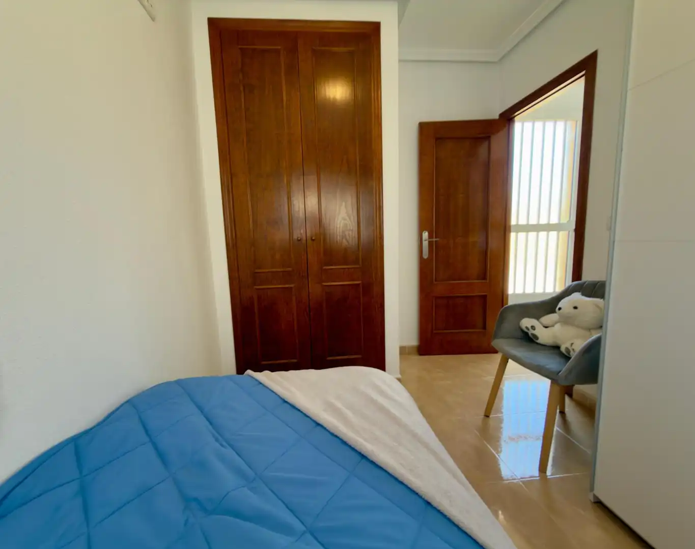 Casa aparellada amb terrassa en venda a Avenida Avenida Cuenca, imagen 25
