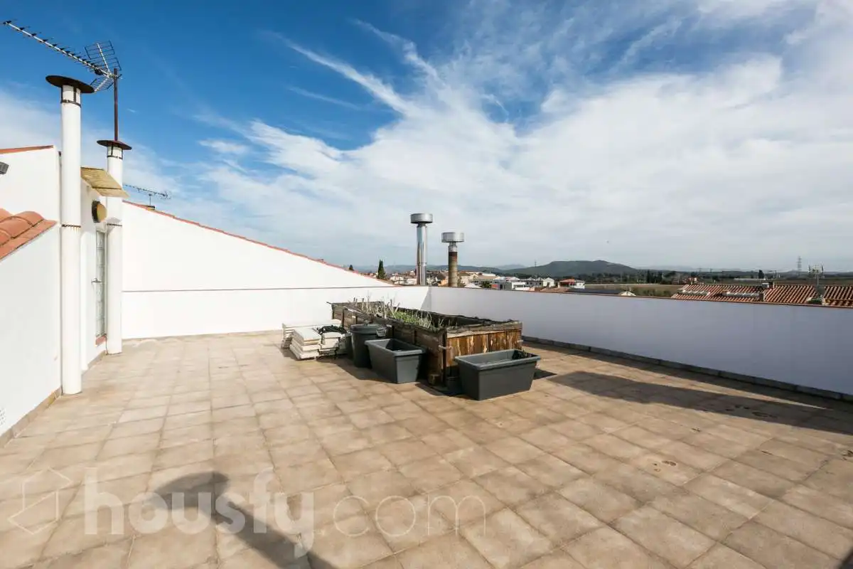 Terrassa de Casa o xalet en venda en Olèrdola amb Terrassa, Traster i Piscina
