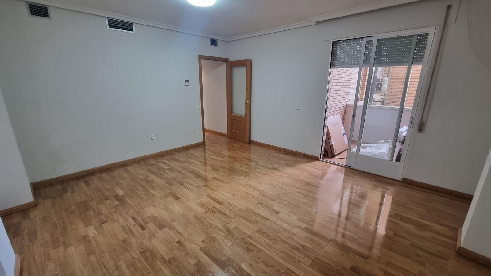 Bedroom of Flat to rent in Ciudad Real Capital  with Air Conditioner, Heating and Terrace