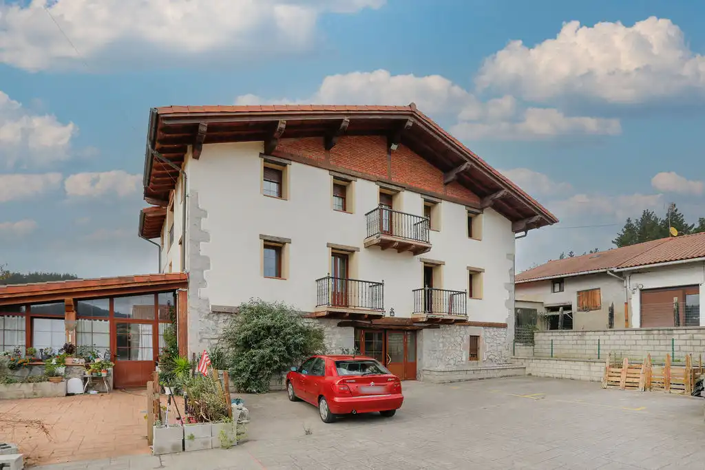 Vista exterior de Apartament en venda en Ibarrangelu, Bizkaia