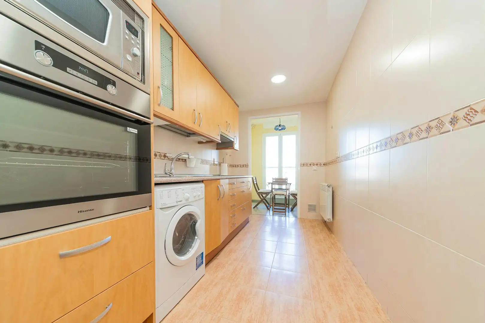 Cocina de Piso para compartir en Madrid con Aire acondicionado, Calefacción y Lavadora