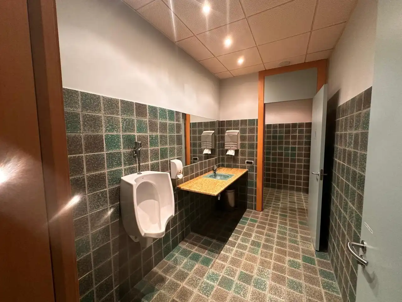 Local comercial de lloguer a JOSEP UMBERT I VENTURA, imagen 12
