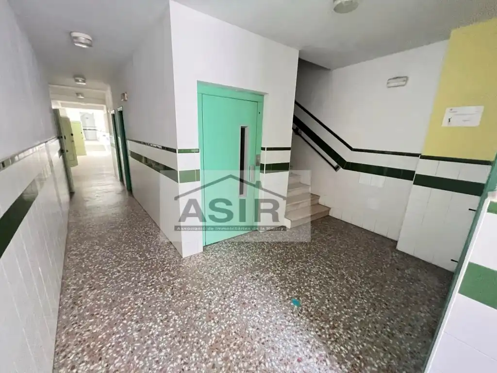Edificio en venta en Alzira